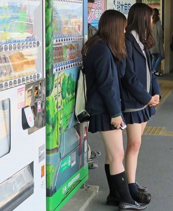 日本女子高中生