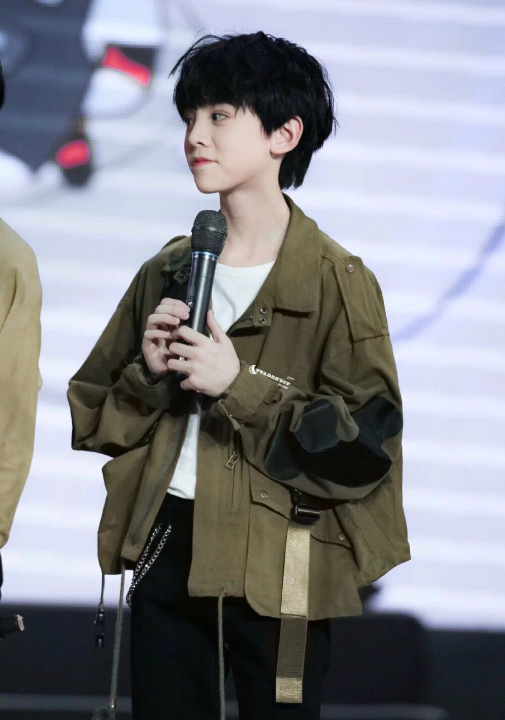 TF家族三代的左航dd