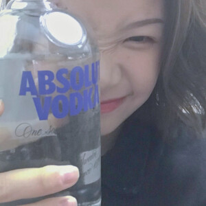 “何必把怀念弄得比经过还长”  沈屿佳/女头