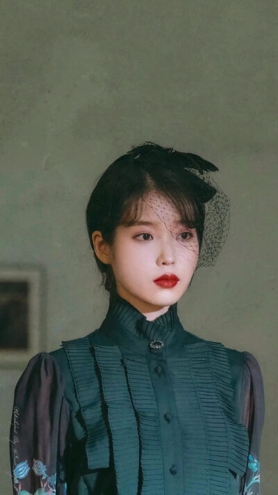 iu.