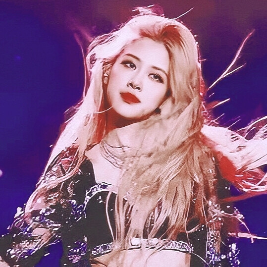 ROSÉ
