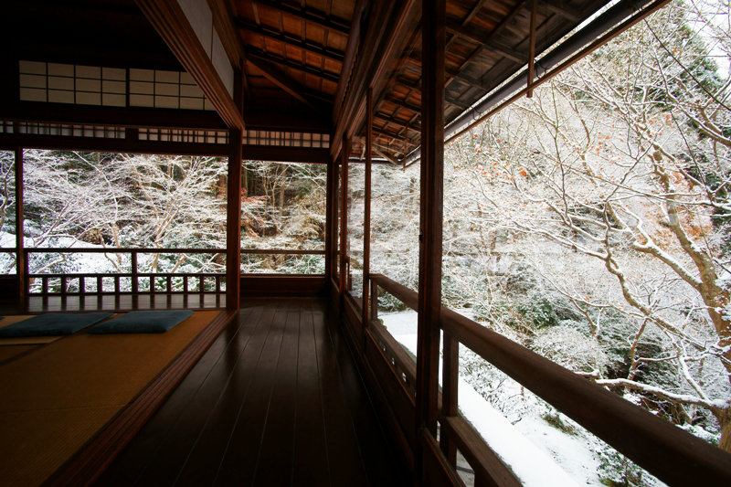 京都琉璃光院的如诗四季。「春有百花秋有月，夏有凉风冬有雪。」