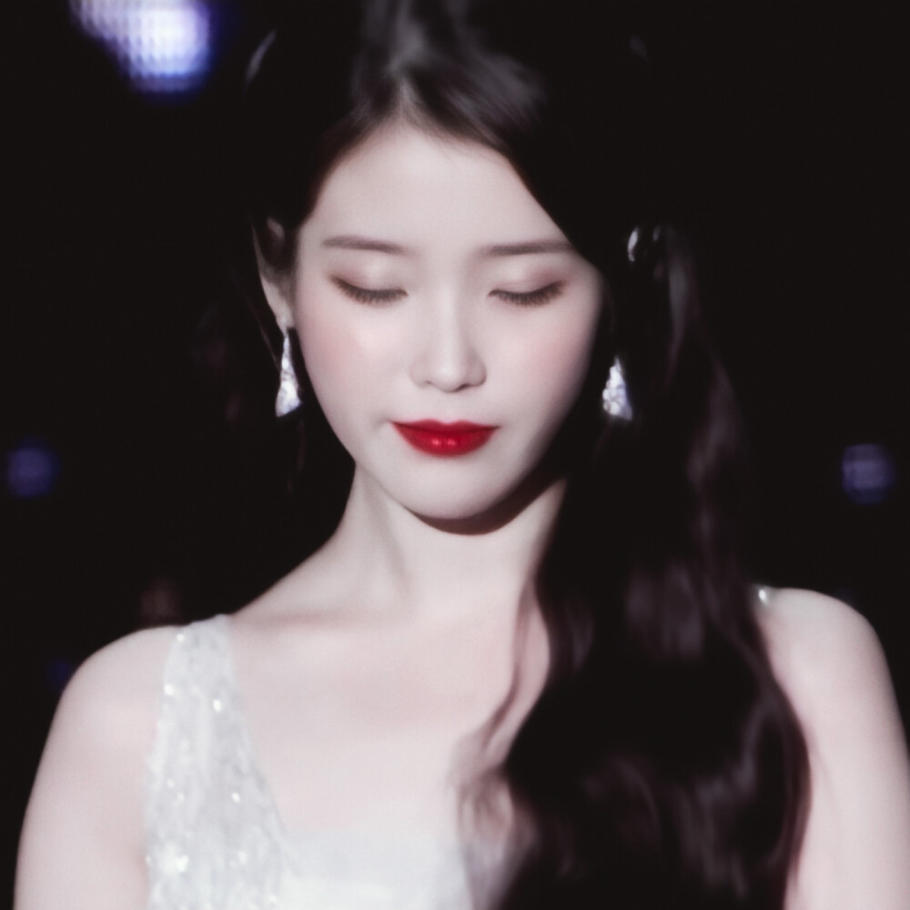 -IU-
©追兔