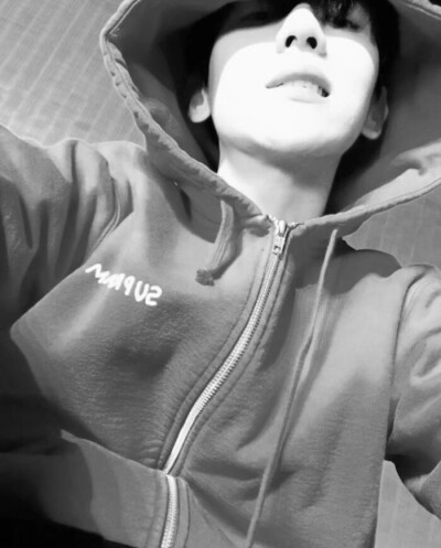 自拍教科书边伯贤