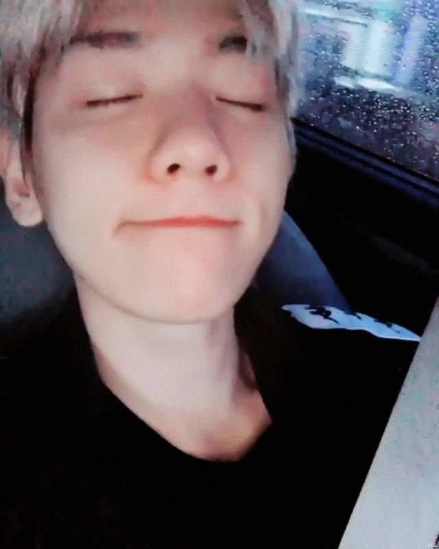 自拍教科书边伯贤