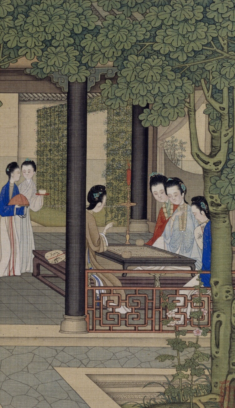 清代著名画师焦秉贞所绘仕女图册局部选图，庭院轩阁里，有两位仕女在对弈，闺蜜在旁作伴，左边有两位小侍女伺候茶水。