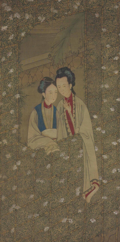 清代宫廷画师冷枚所绘的双美图，两位仕女身周的窗架上爬满了什么绿植呢？还开出了许多白色的小花，映衬着美人。