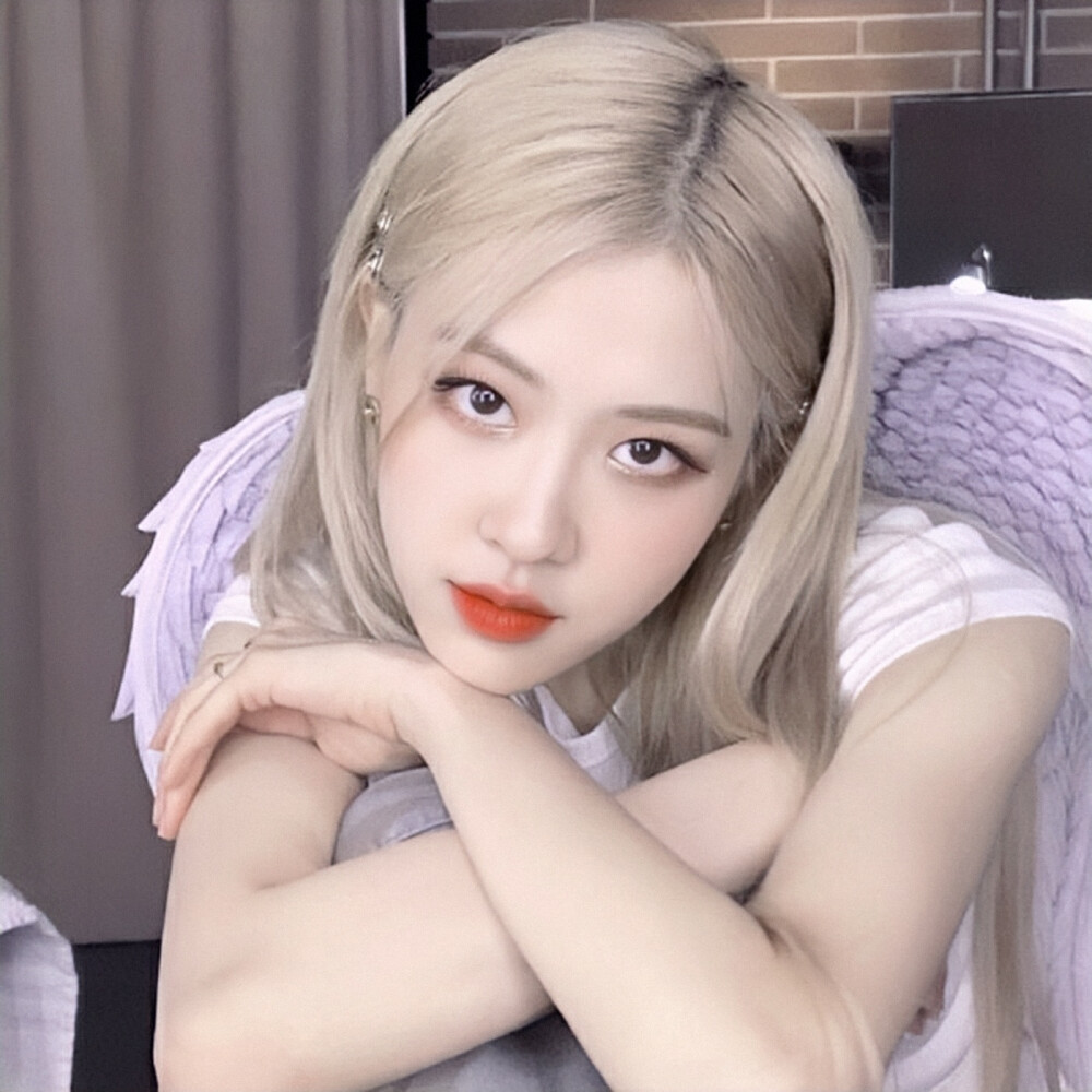 朴彩英rosé｜dt黎汐辰
原截林拾南