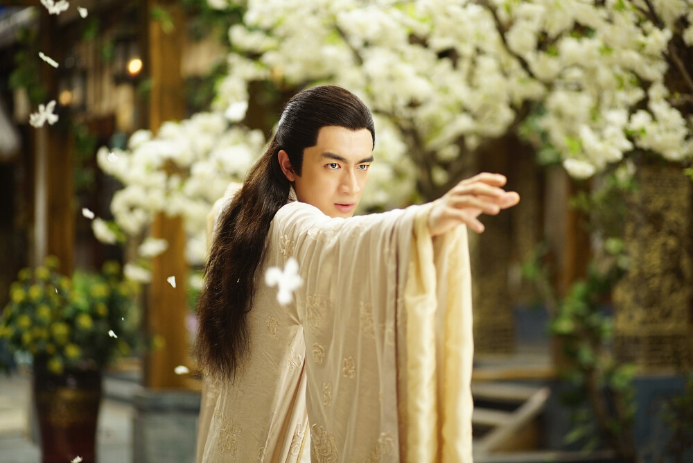 楚乔传
林更新 饰 宇文玥