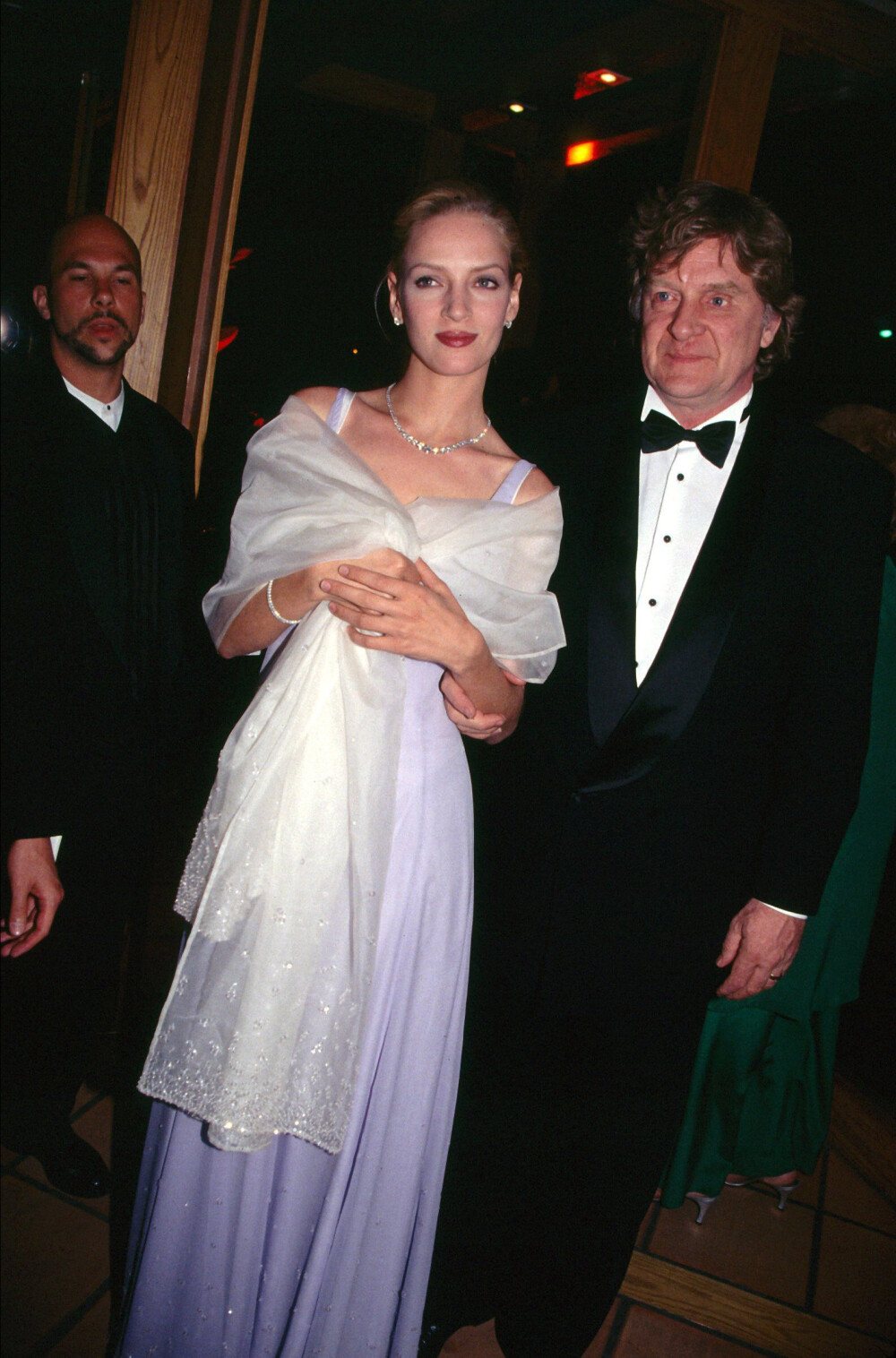 Uma Thurman in Prada
Oscar 3/27/1995
[weibo@-slyvieCX-]