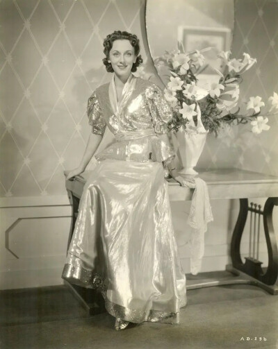 安·德拉克
Ann Dvorak