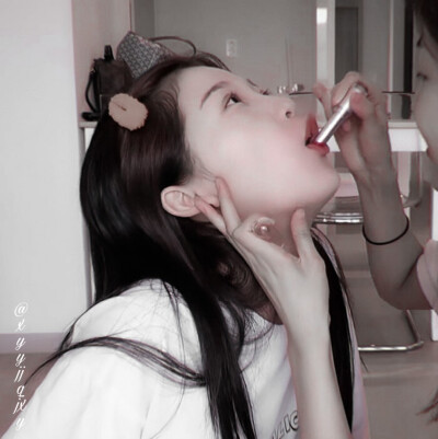 青春有你2虞书欣～欣欣子
二改dt 扯扯裙边