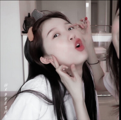 青春有你2虞书欣～欣欣子
二改dt 扯扯裙边