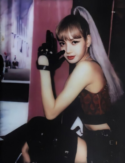 lalisa manoban ☪ 甜豆莎