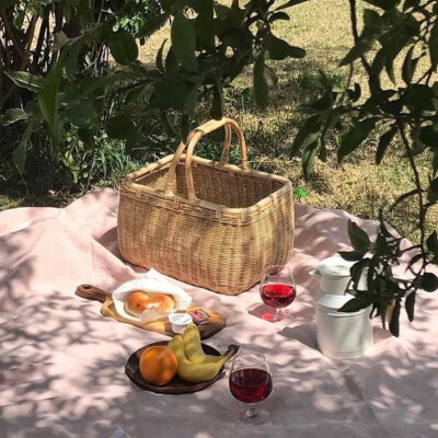 [cp]五月你好！新的五月新出发！愿你眼里有光，心里有爱，一路春暖花开 ❤️ ❤️ ​​​[/cp]