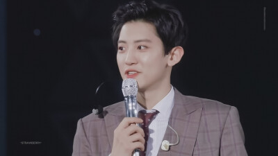 朴灿烈 Park Chanyeol