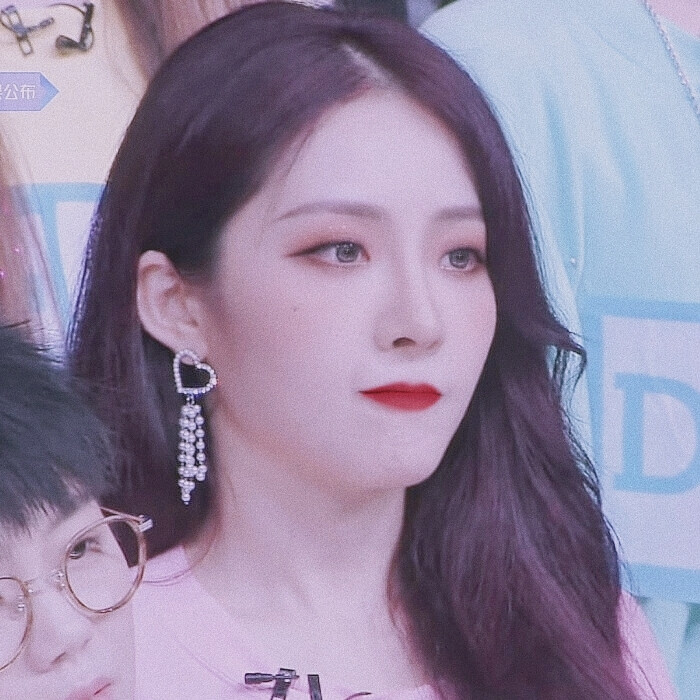 cr.余七潇.
喻言.二传注明顾云槿..