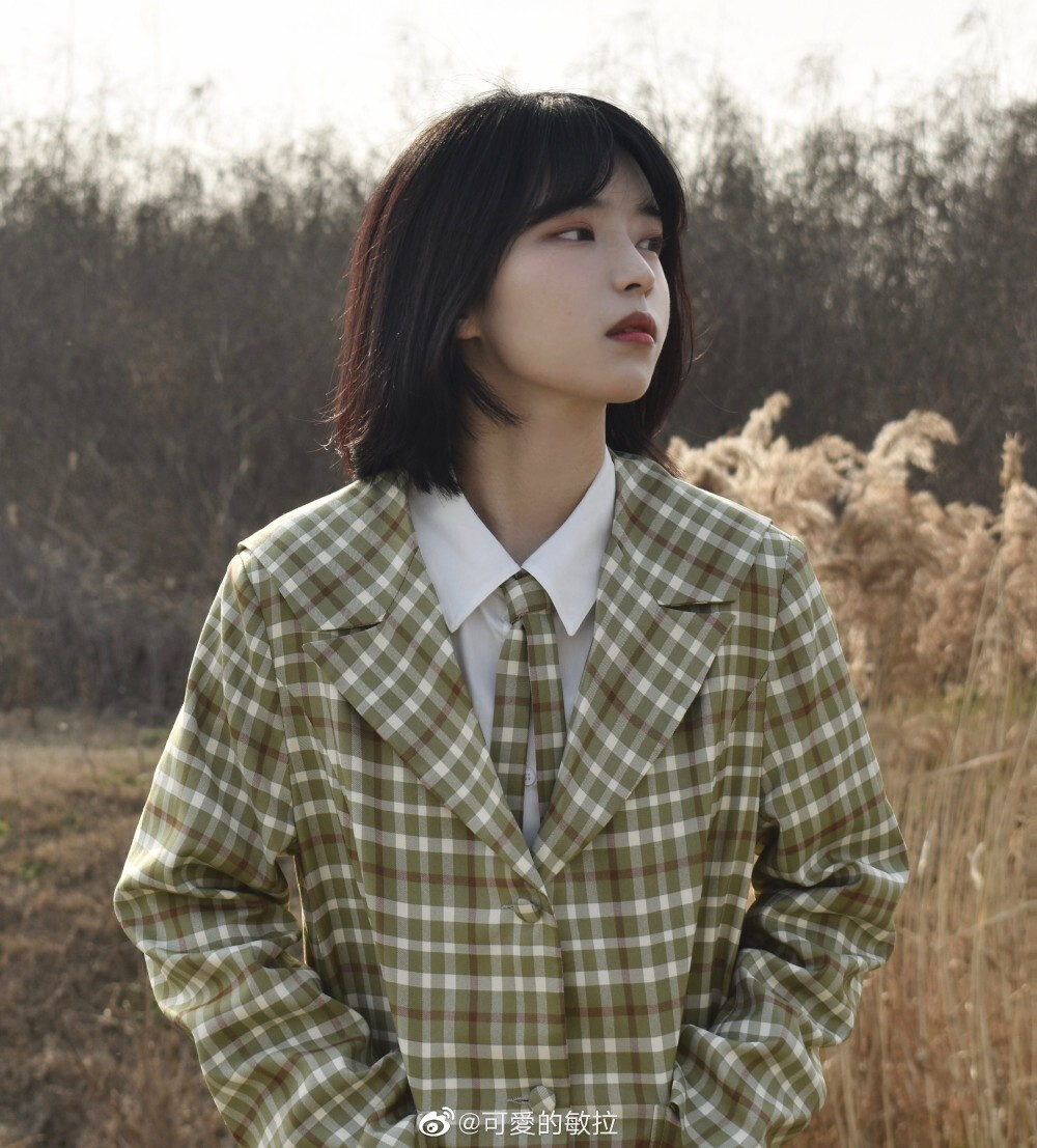 2020年2月24日晴 有个傻孩子在踏春 ​
cr@可爱的敏拉