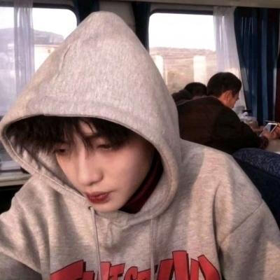 “宝贝”和“饕餮”那个笔画少