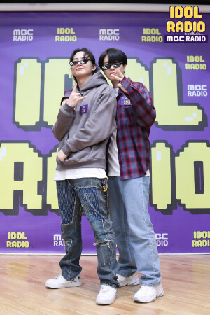 崔荣宰（Youngjae，1996年9月17日），林在范（JB，1994年1月6日）