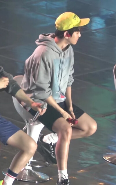 乖乖小朋友伯贤生图