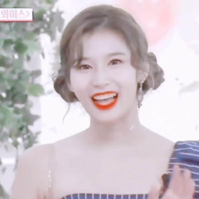 sana ©渲姒