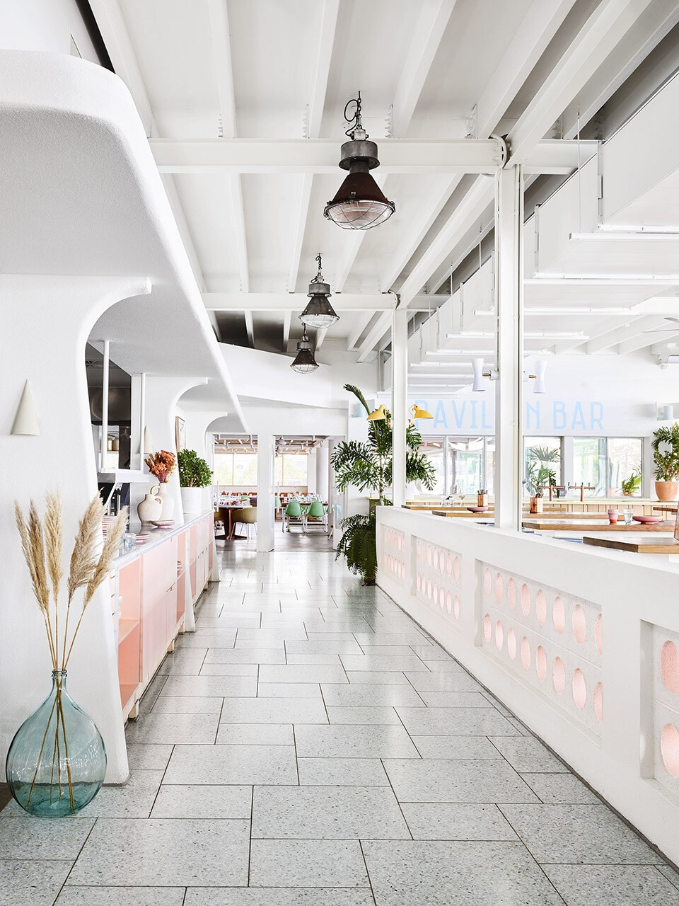 Burleigh Pavilion海边餐厅，澳大利亚 / Alexander& CO.
优雅地彰显澳大利亚历史悠久的海滩文化