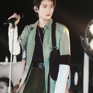 王源五四晚会 - 高清图片,堆糖,美图壁纸兴趣社区