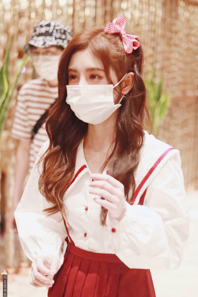 神仙颜值鞠婧祎