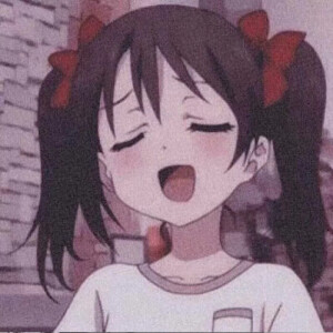 女头 动漫 可爱 难过 落泪 睡觉