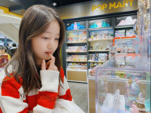 请问有人喜欢爱笑的小姐姐 @纪姿含，文文，爱了爱了