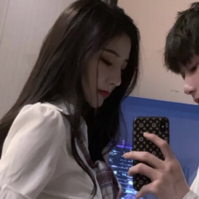 真人情头，爱你的时候，风跟空气都是甜甜的。拿图点赞加关注