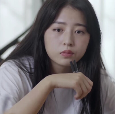 周雨彤可二改|顾雨曦