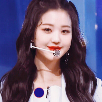 张元英
原图最后两张
自调自截抱图看简介
