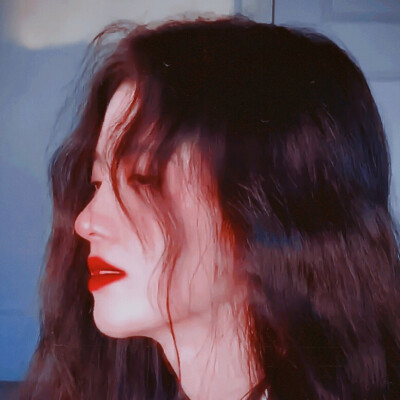 鞠婧祎头像
自调抱图看简介