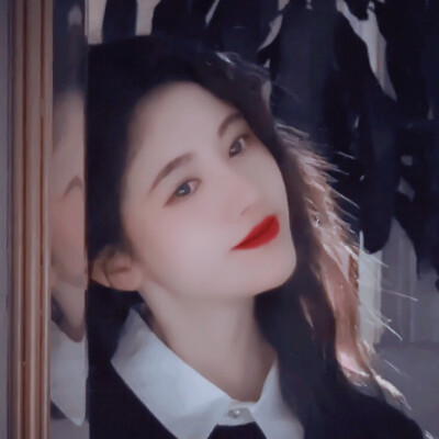 鞠婧祎头像
自调抱图看简介