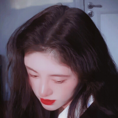 鞠婧祎头像
自调抱图看简介