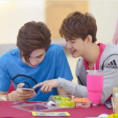 perthsaint
图片来自微博
