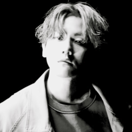 许负。原截卅西。