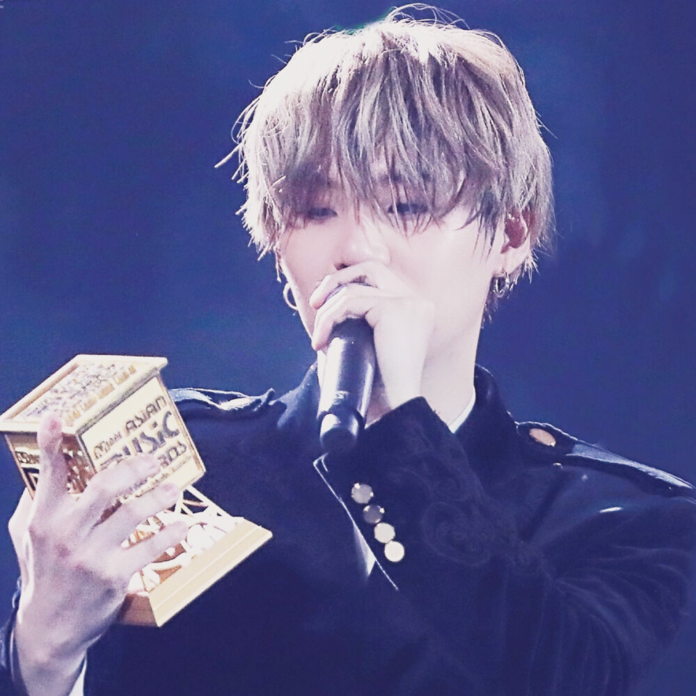 闵玧其
ⓒⓇvb.Sugameow_309