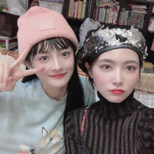 周洁琼许佳琪可二改