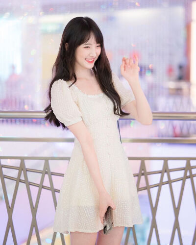 郑乃馨 ins考古向