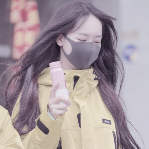 自制秦牛正威滤镜头像

抱图dd