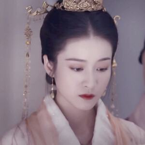 自制张雪迎滤镜头像

抱图dd