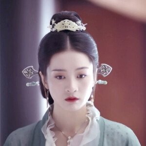 自制张雪迎滤镜头像

抱图dd