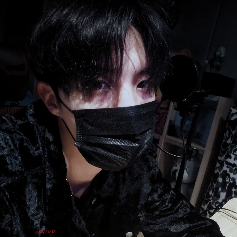 郑号锡jhope头像