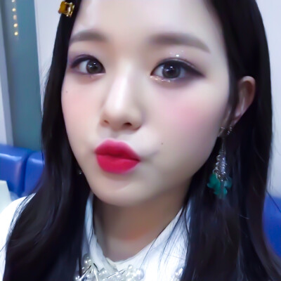 张元英头像
原截谢思瑶
二转注明ID