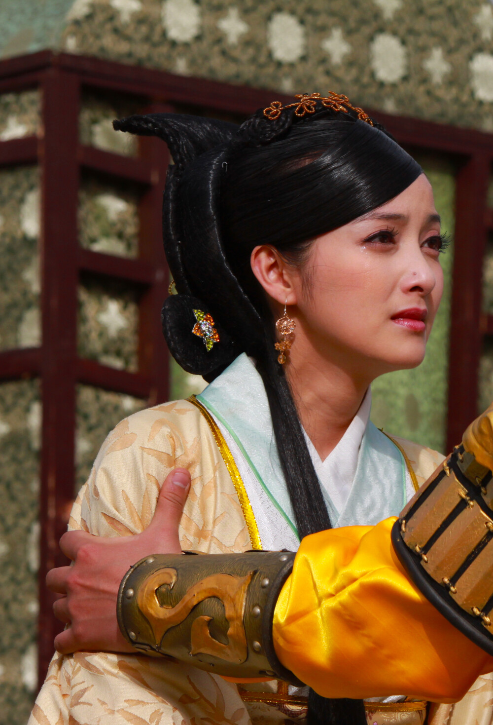 陈一诺饰姚芊芊