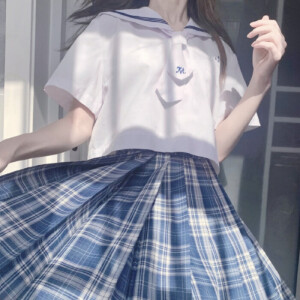 水手服女生头像