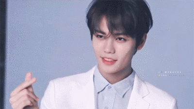 爱你的人不一定等你 等你的人一定爱你